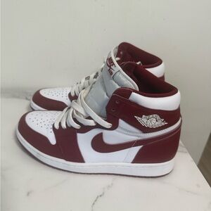 Nike Maroon and White High-Tops Jordan retro 1 OG